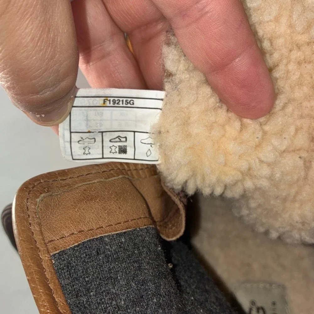 UGG Tan Leather Suede Duck Boots - 10 - Waterproof Shearling 1007999 Winter